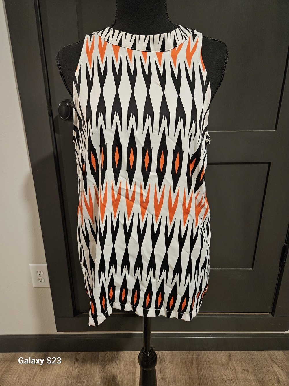 Worthington Black, White & Orange Printed Blouse